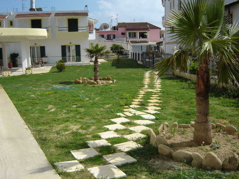 Cavo D' Oro Complex Apartment Kavos