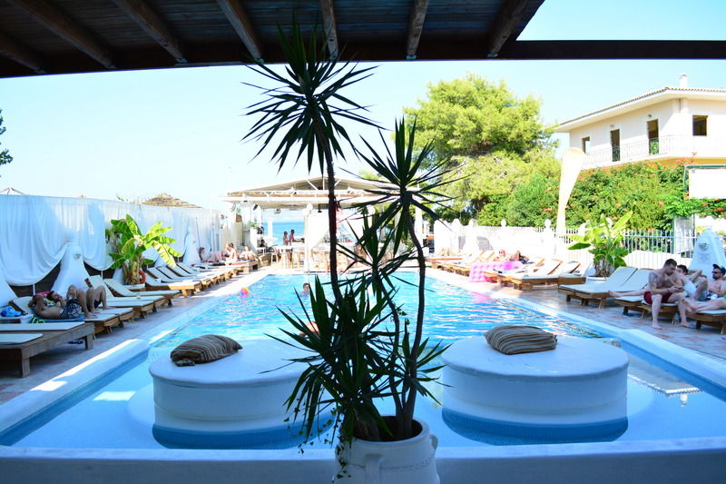 Cavo D' Oro Complex Apartment