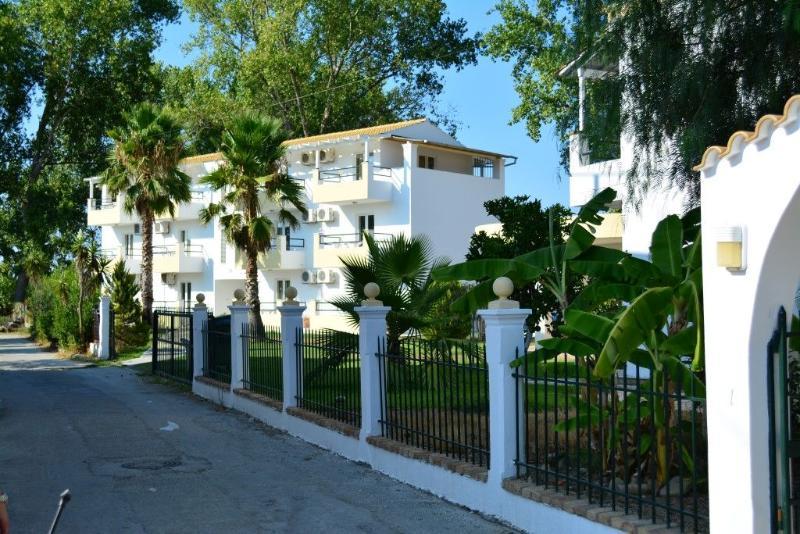 Cavo D' Oro Complex Apartment *